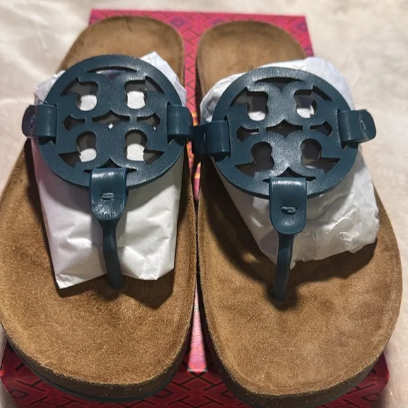 NWT Tory Burch brisk blue Millers with box and dust bag - Picture 9 of 11